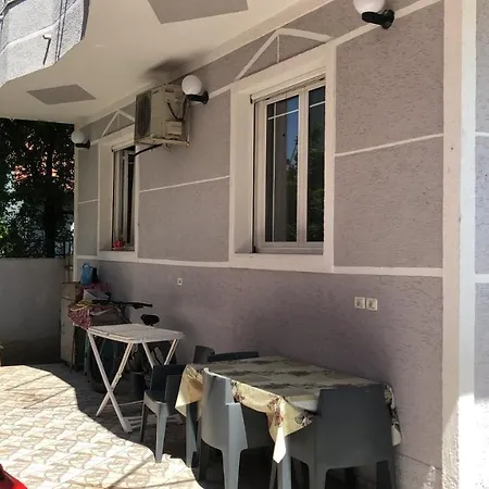 Apartment Spacious Bjorni